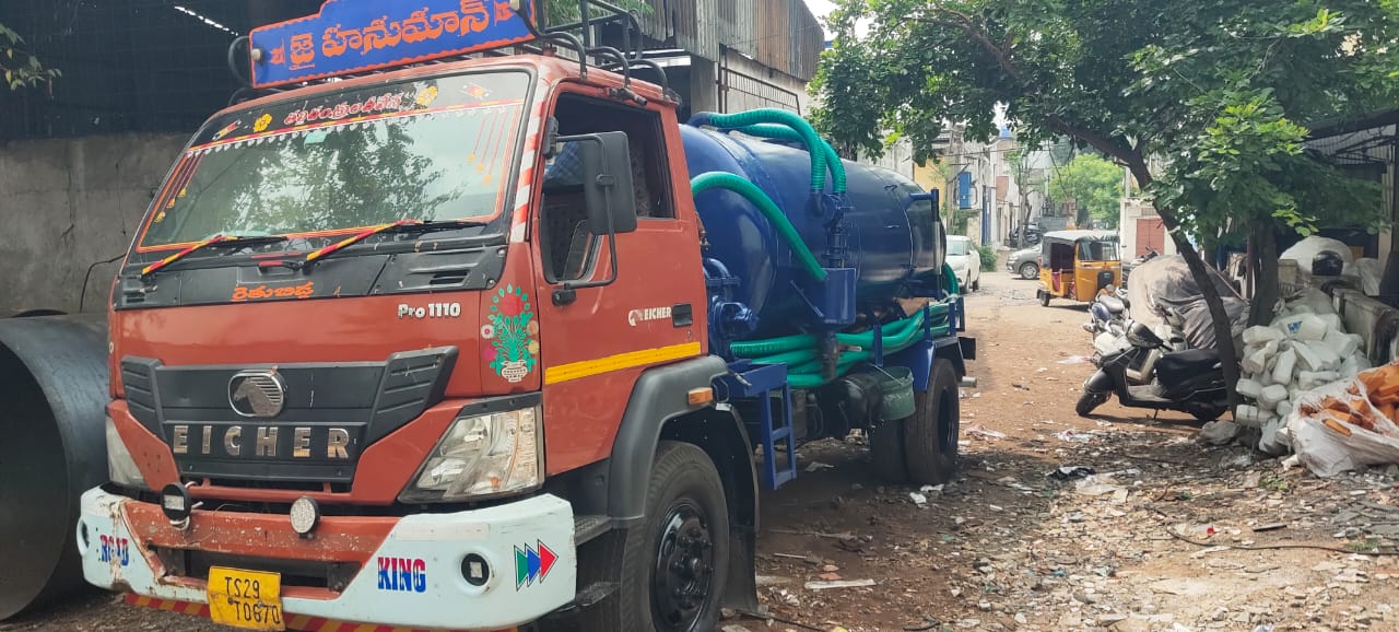 Vigneshwara Drainage Cleaners in Ghatkesar